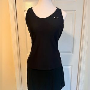 Nike women’s Black Dry-Fit Set. Size medium top and bottom. Lightly worn